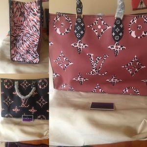 Lv onthego bag brown and black comes with duster